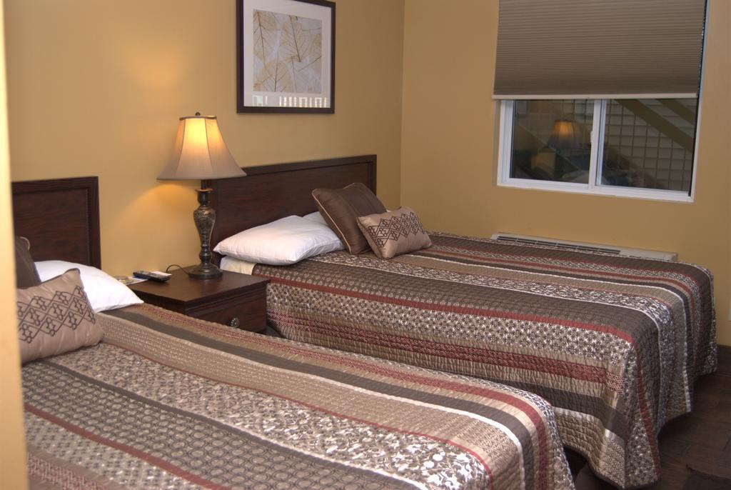 Commodore Resort Put-in-Bay Exterior foto