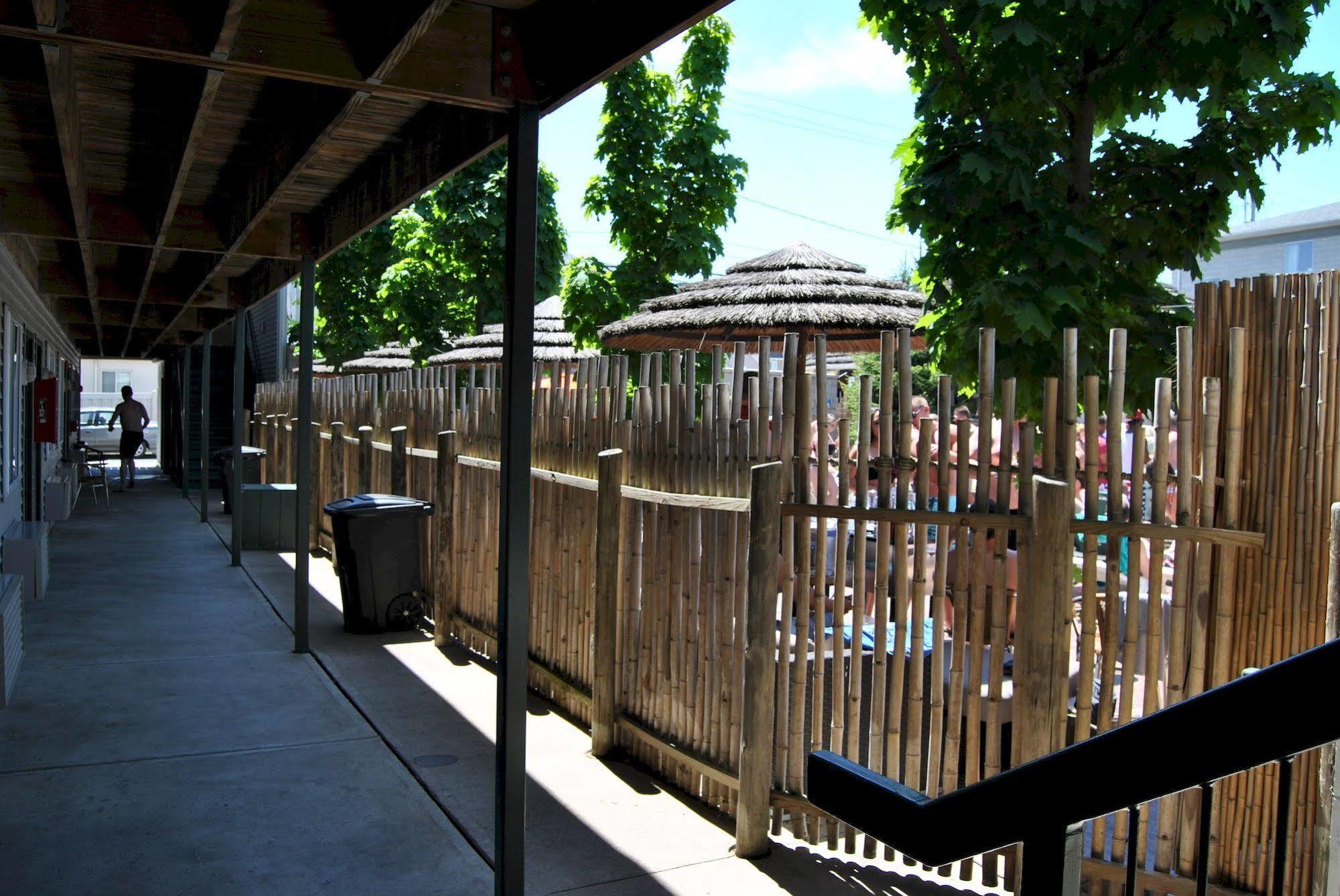 Commodore Resort Put-in-Bay Exterior foto