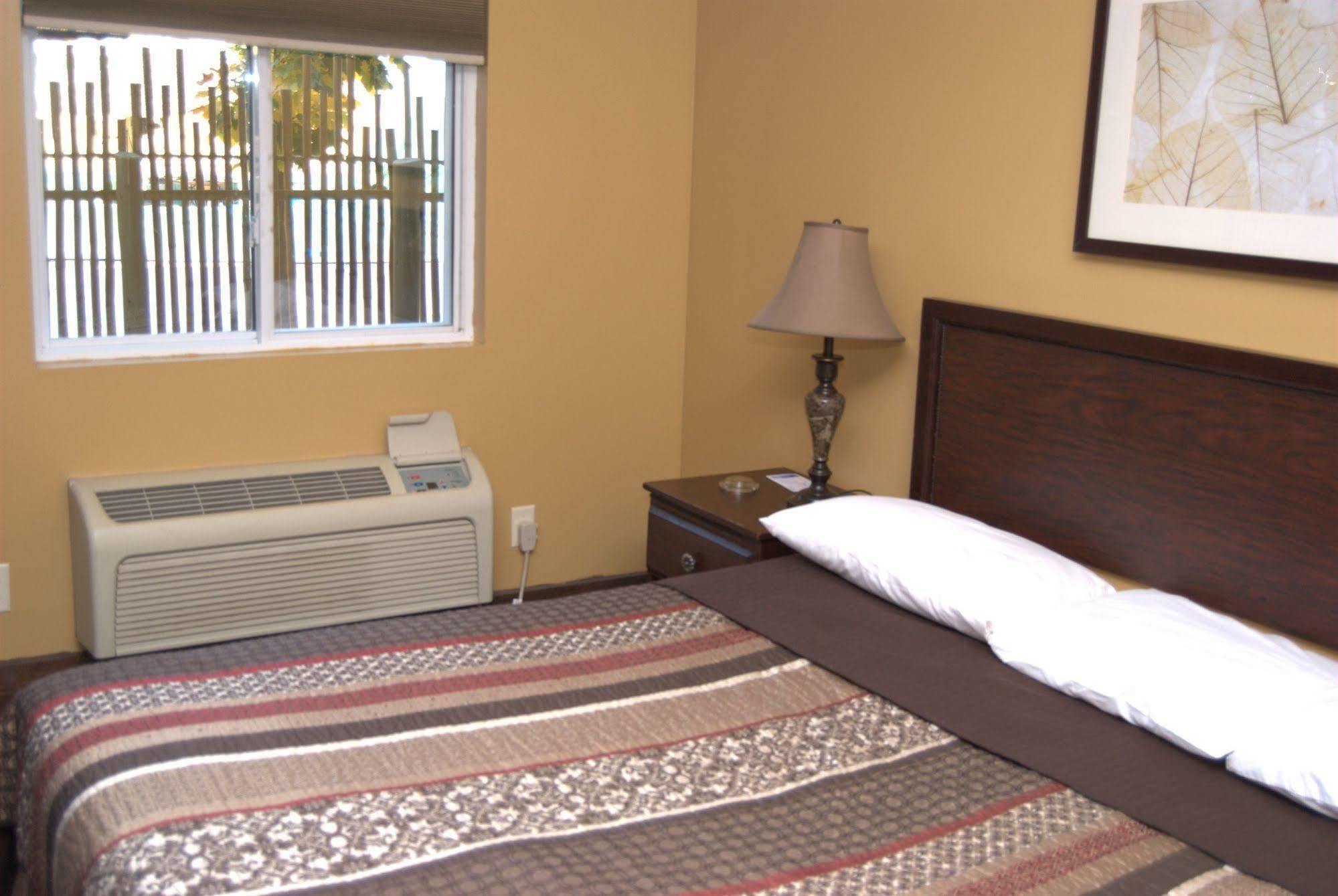 Commodore Resort Put-in-Bay Exterior foto