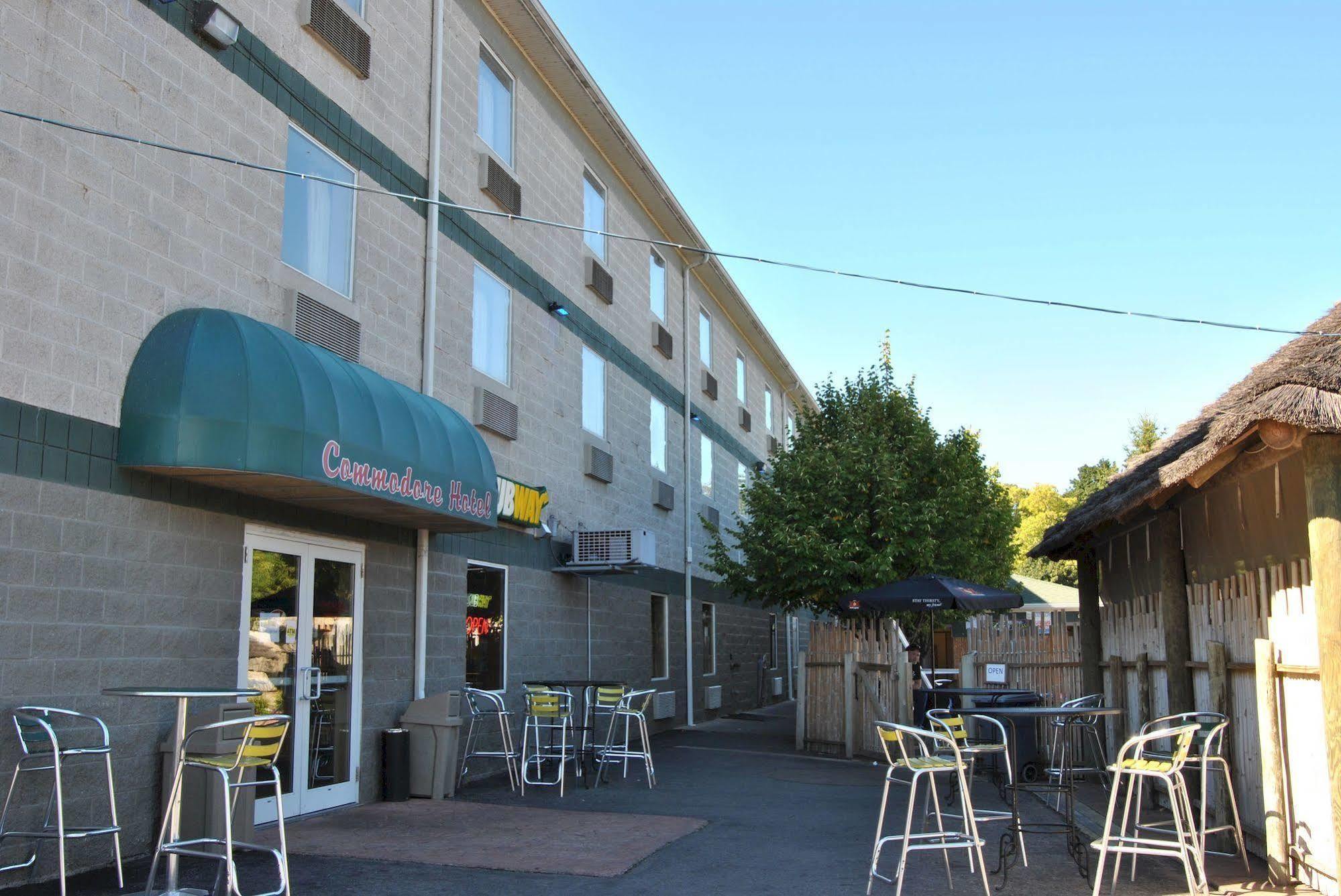 Commodore Resort Put-in-Bay Exterior foto